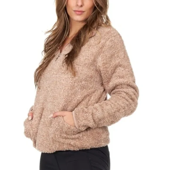 Mia and Tess Cheetah Print Sherpa Pullover Sweatshirt Jacket Pink - Picture 2 of 6